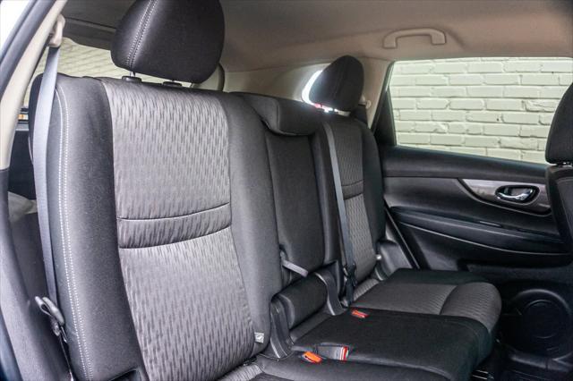 used 2019 Nissan Rogue car, priced at $19,999