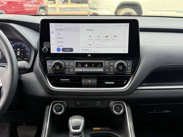 used 2025 Toyota Grand Highlander car, priced at $60,000