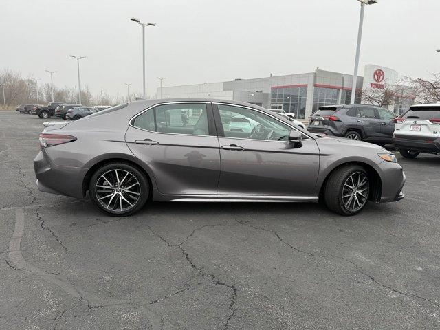 used 2022 Toyota Camry Hybrid car, priced at $26,168