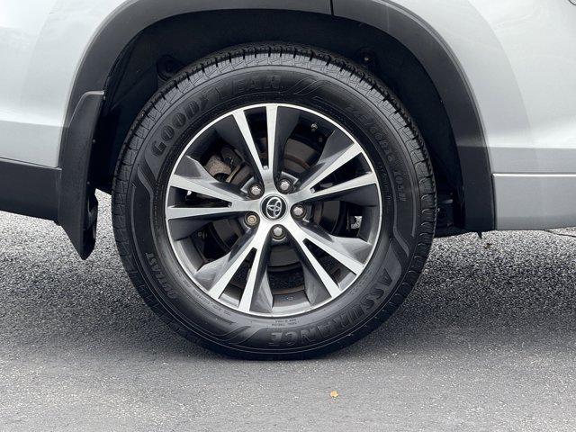 used 2018 Toyota Highlander car, priced at $22,000