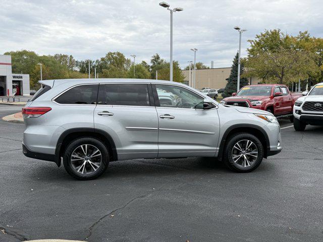 used 2018 Toyota Highlander car, priced at $22,000