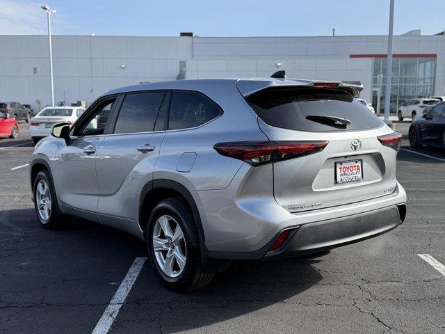 used 2024 Toyota Highlander car, priced at $38,091