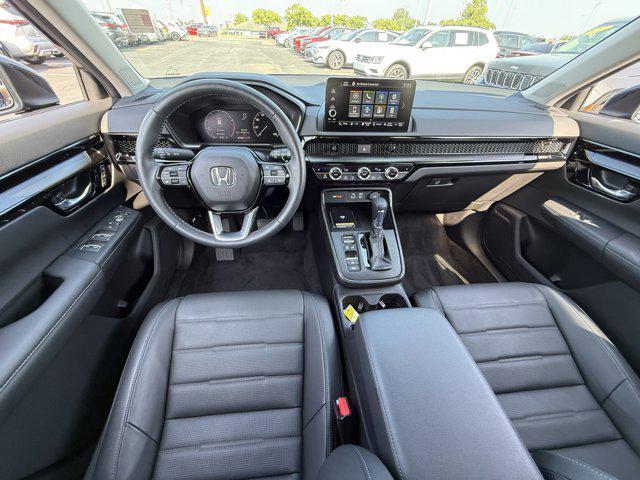 used 2025 Honda CR-V car, priced at $34,112