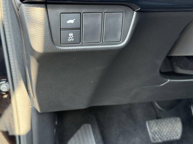 used 2025 Honda CR-V car, priced at $34,112