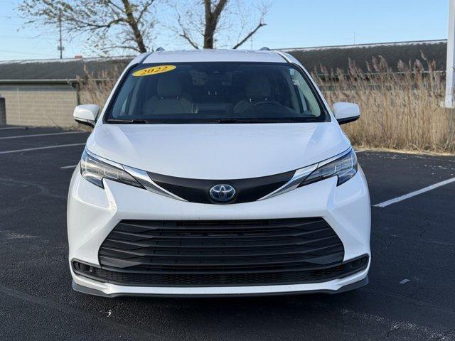 used 2022 Toyota Sienna car, priced at $35,389