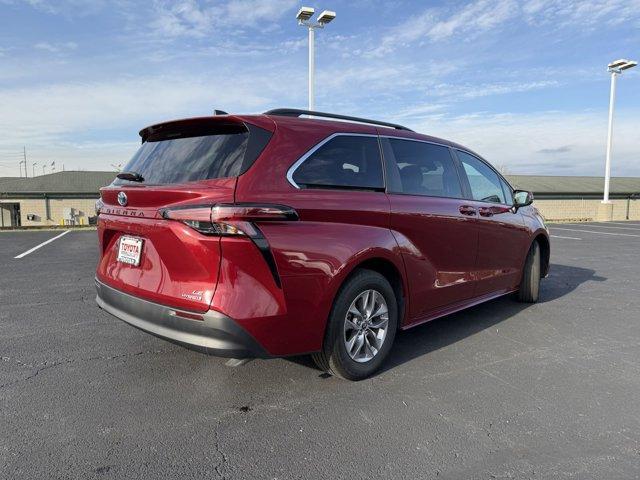 used 2022 Toyota Sienna car, priced at $38,879