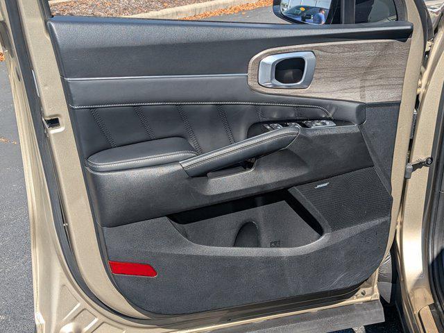 used 2021 Kia Sorento car, priced at $26,500