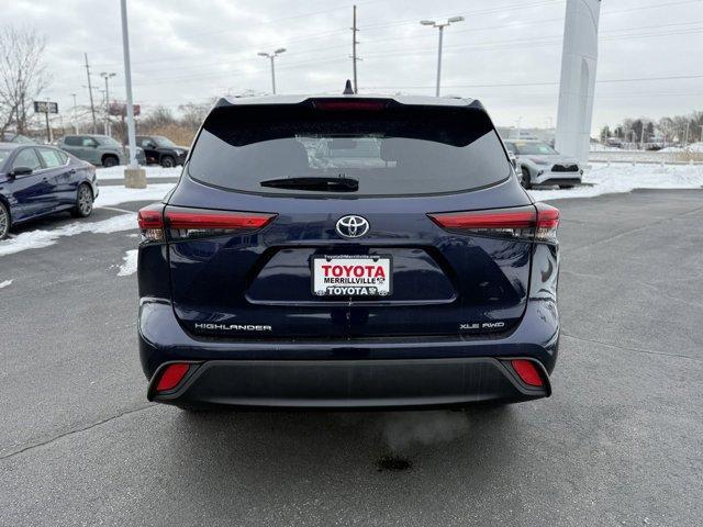 used 2022 Toyota Highlander car, priced at $35,818