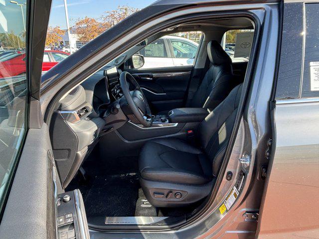 new 2026 Toyota Highlander car, priced at $50,229