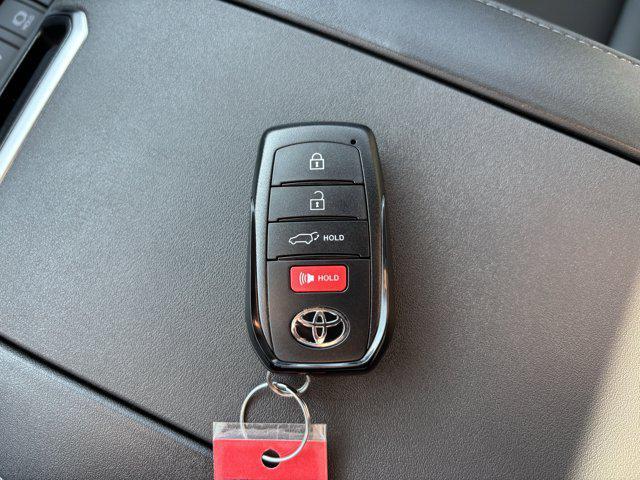 new 2026 Toyota Highlander car, priced at $50,229