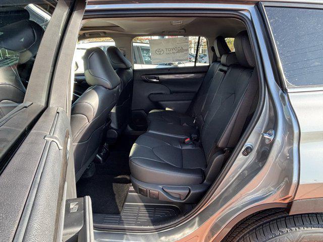 new 2026 Toyota Highlander car, priced at $50,229