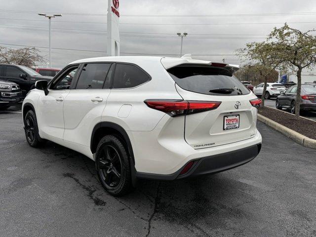 used 2021 Toyota Highlander car, priced at $31,688