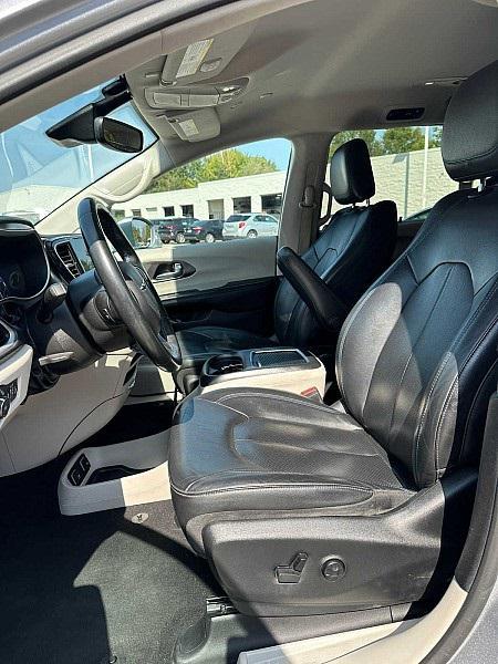 used 2021 Chrysler Pacifica car, priced at $22,229