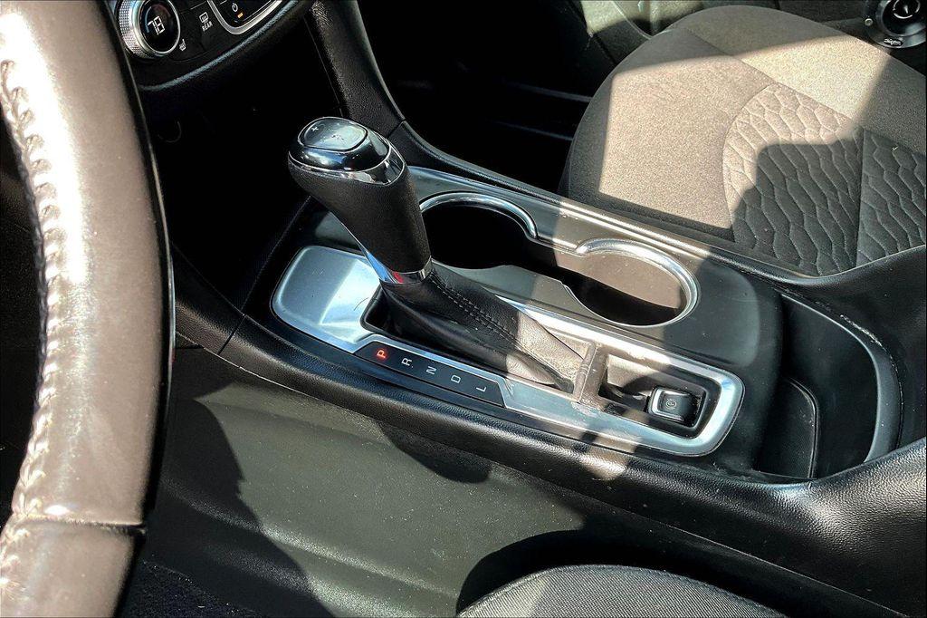 used 2020 Chevrolet Equinox car, priced at $15,668