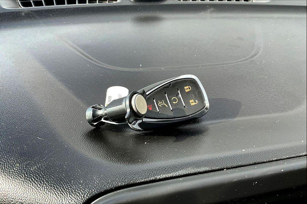 used 2020 Chevrolet Equinox car, priced at $15,668