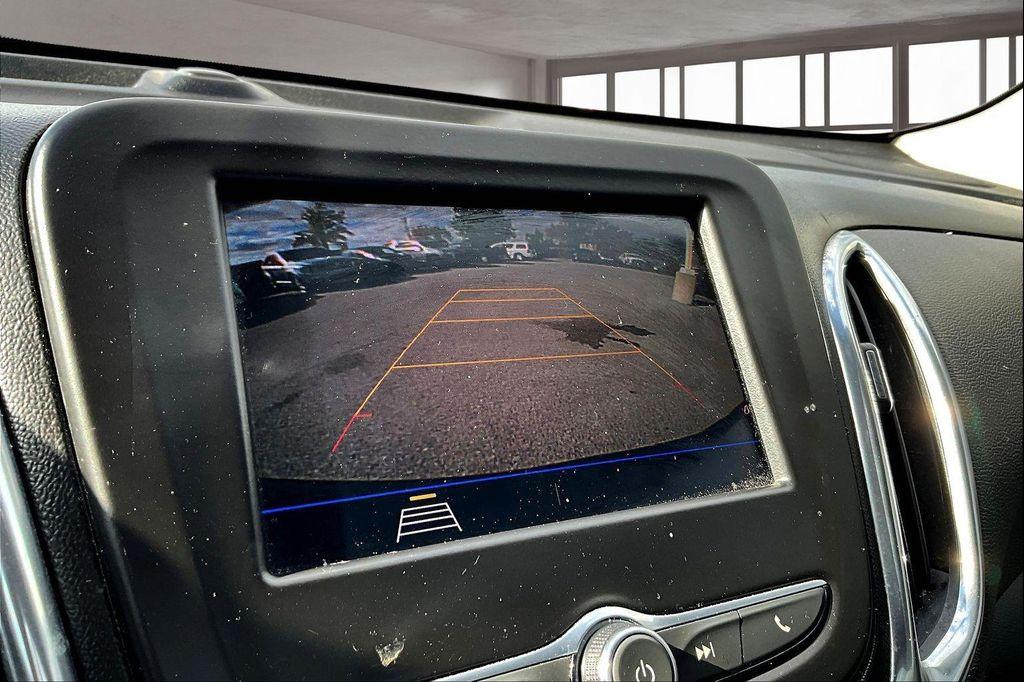 used 2020 Chevrolet Equinox car, priced at $15,668