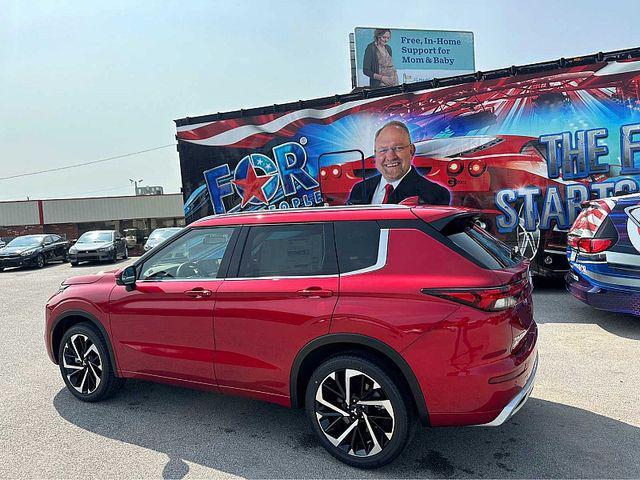 new 2024 Mitsubishi Outlander car, priced at $35,065