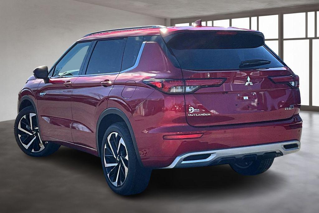 new 2025 Mitsubishi Outlander PHEV car, priced at $49,640