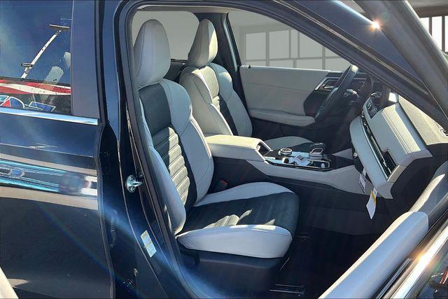 new 2025 Mitsubishi Outlander car, priced at $40,499