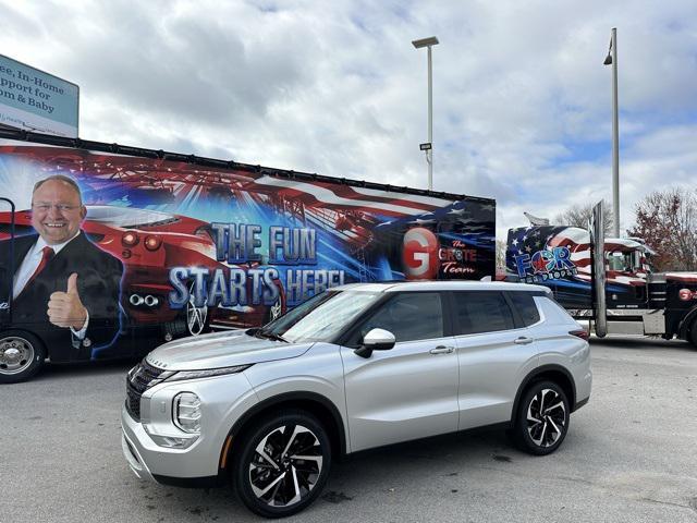 new 2024 Mitsubishi Outlander car, priced at $34,300