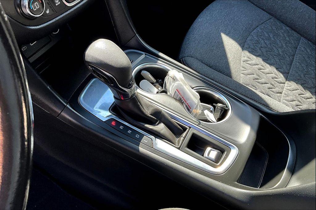 used 2022 Chevrolet Equinox car, priced at $18,717