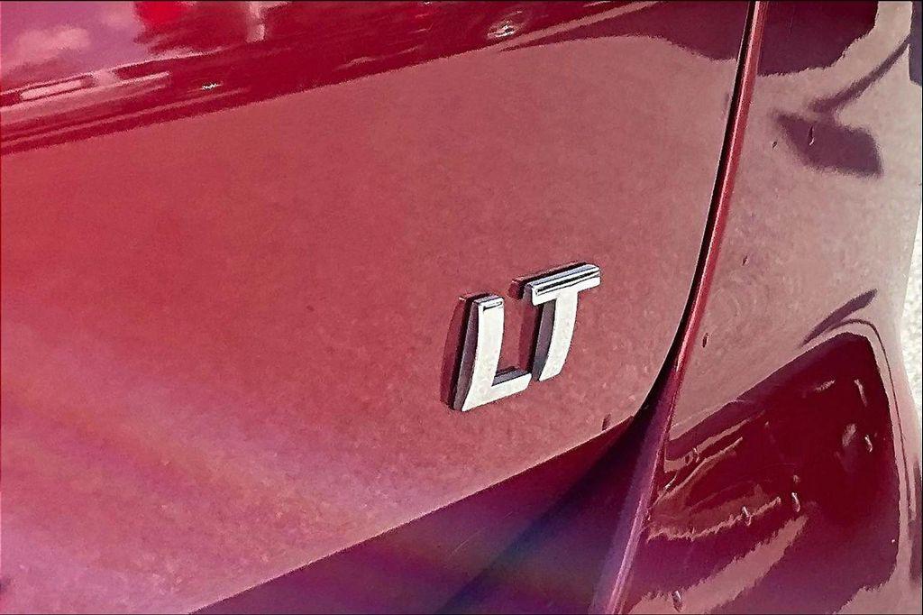 used 2022 Chevrolet Equinox car, priced at $18,717