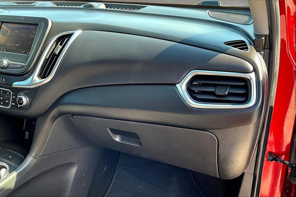 used 2022 Chevrolet Equinox car, priced at $18,717