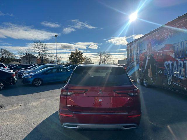 new 2024 Mitsubishi Outlander car, priced at $34,600