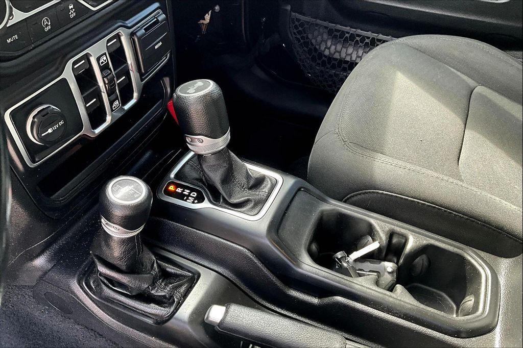 used 2021 Jeep Wrangler Unlimited car, priced at $27,827