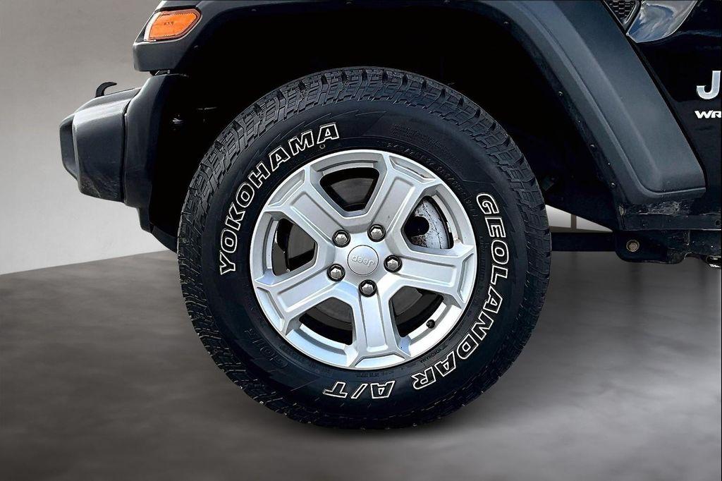 used 2021 Jeep Wrangler Unlimited car, priced at $27,827