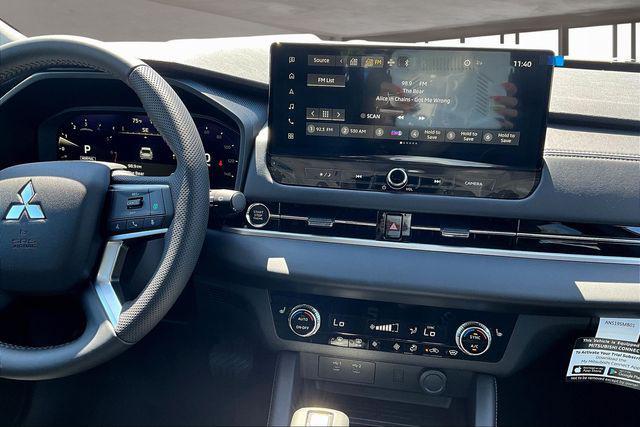 new 2025 Mitsubishi Outlander car, priced at $40,420