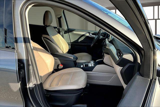 used 2022 Ford Escape car, priced at $20,387