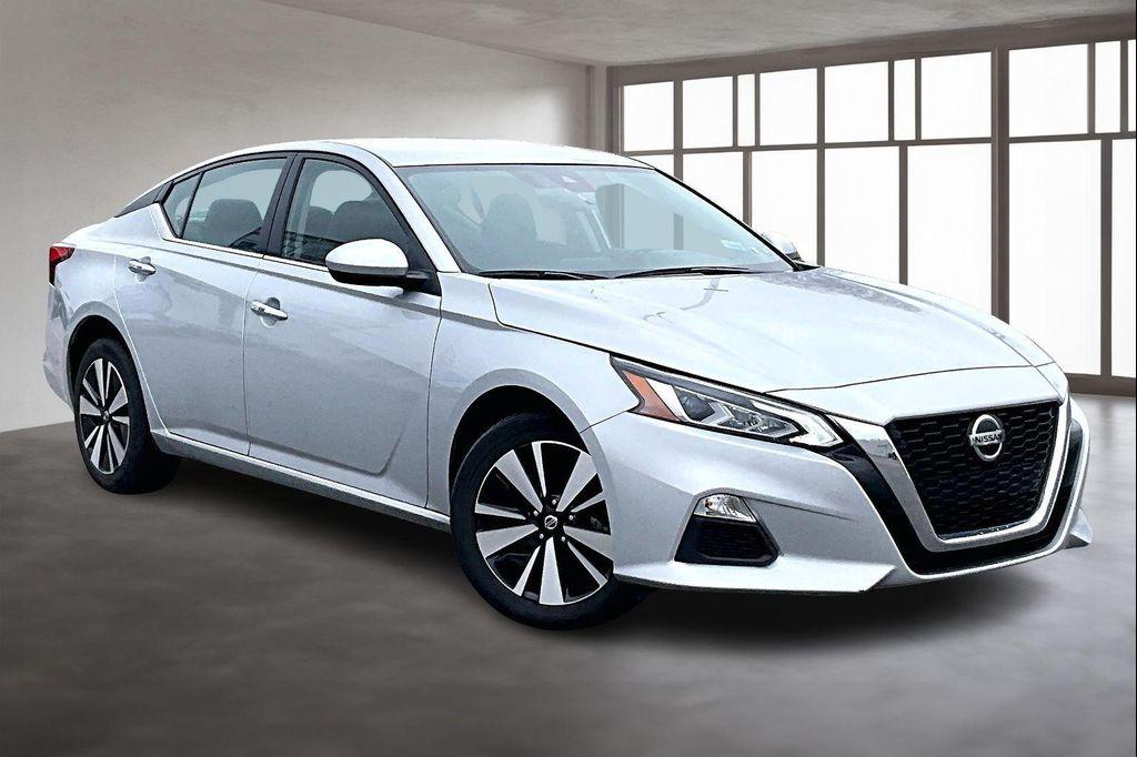 used 2022 Nissan Altima car, priced at $22,001