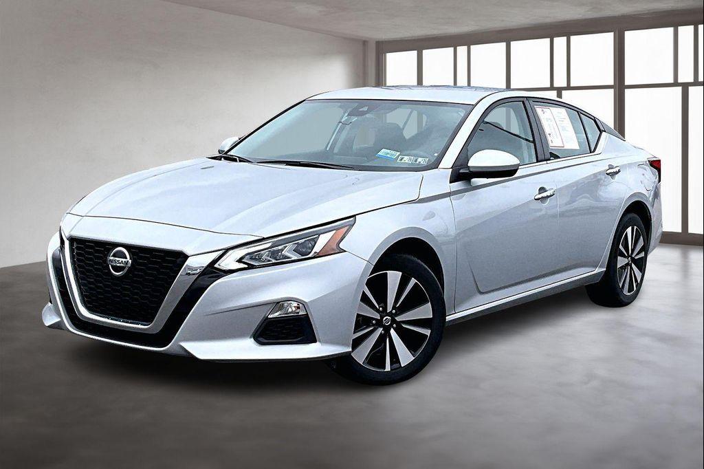 used 2022 Nissan Altima car, priced at $22,001