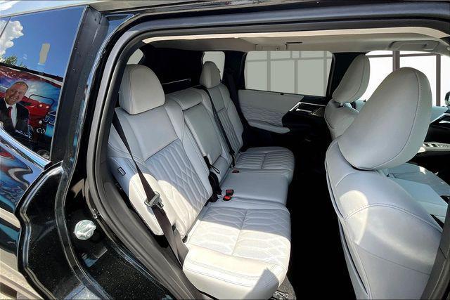 new 2025 Mitsubishi Outlander car, priced at $42,999