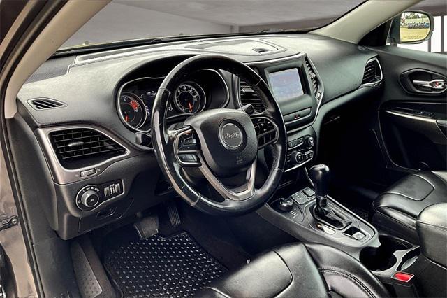 used 2019 Jeep Cherokee car, priced at $15,117