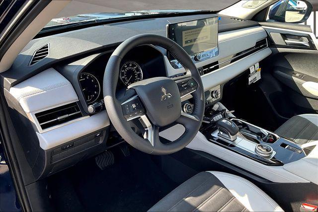 new 2025 Mitsubishi Outlander car, priced at $36,550