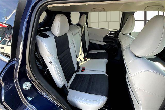 new 2025 Mitsubishi Outlander car, priced at $36,550