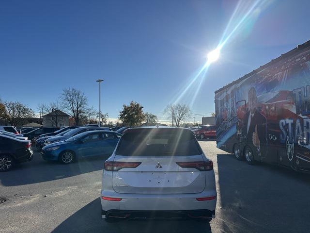 new 2024 Mitsubishi Outlander car, priced at $34,999