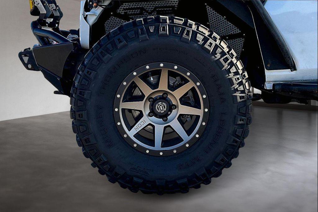 used 2019 Jeep Wrangler Unlimited car, priced at $32,258