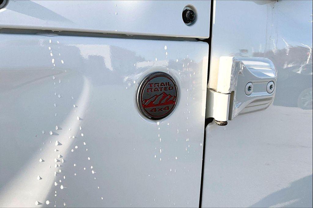 used 2019 Jeep Wrangler Unlimited car, priced at $32,258