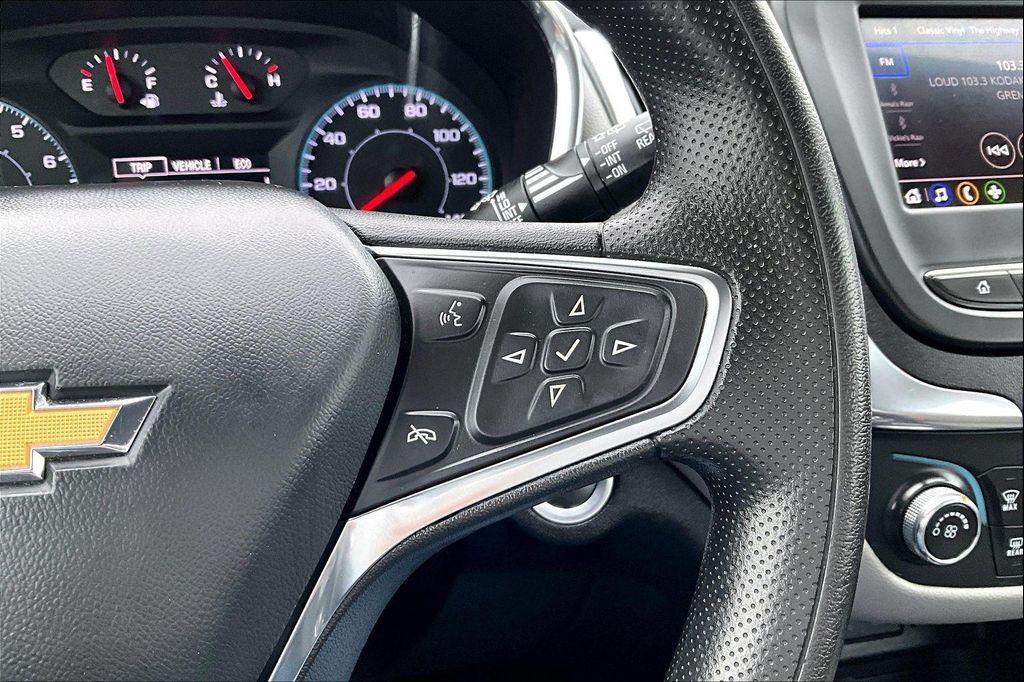 used 2024 Chevrolet Equinox car, priced at $19,081