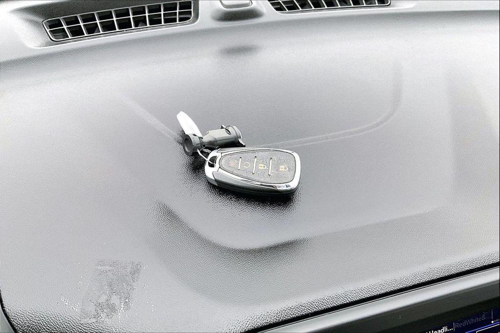 used 2024 Chevrolet Equinox car, priced at $19,081