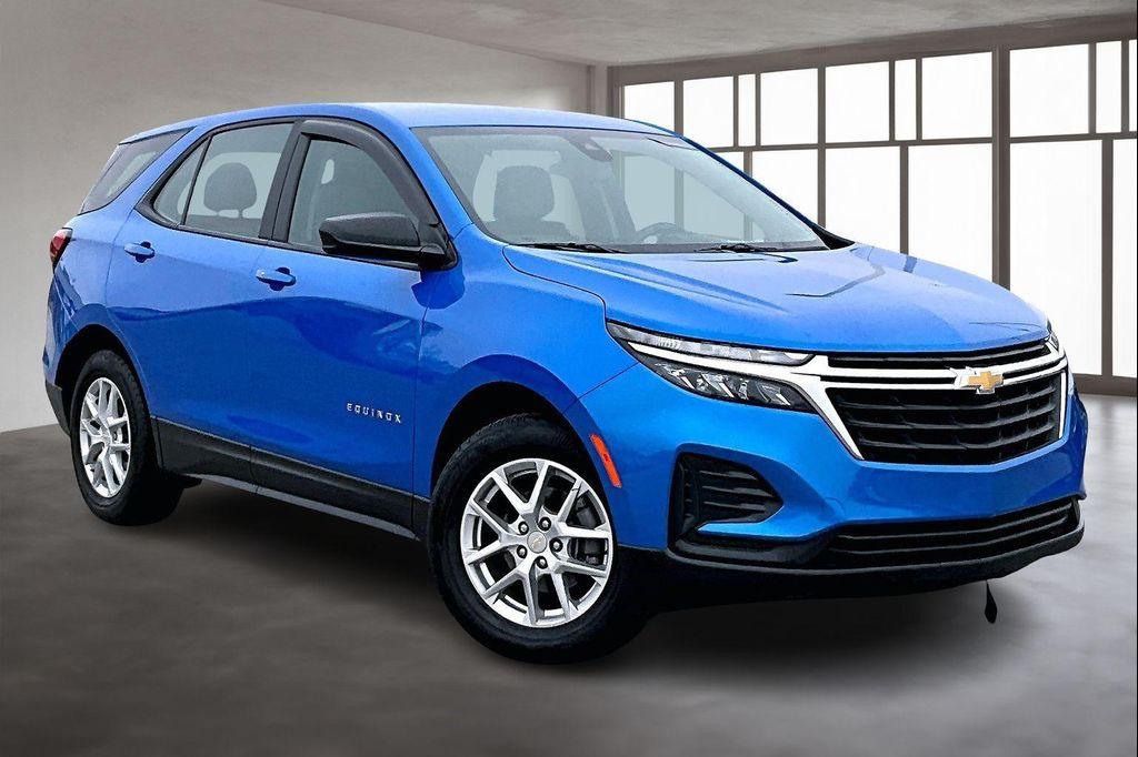 used 2024 Chevrolet Equinox car, priced at $19,081