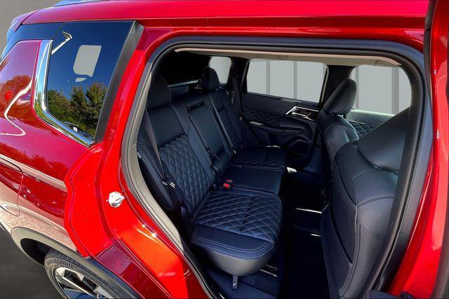 new 2025 Mitsubishi Outlander PHEV car, priced at $49,075