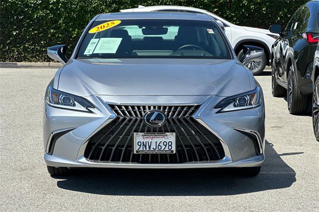 used 2024 Lexus ES 300h car, priced at $42,422
