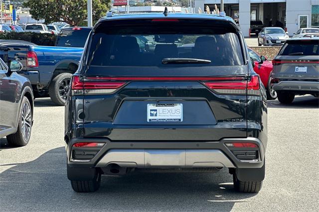 new 2025 Lexus LX 600 car, priced at $122,387