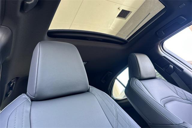 new 2025 Lexus UX 300h car, priced at $40,919