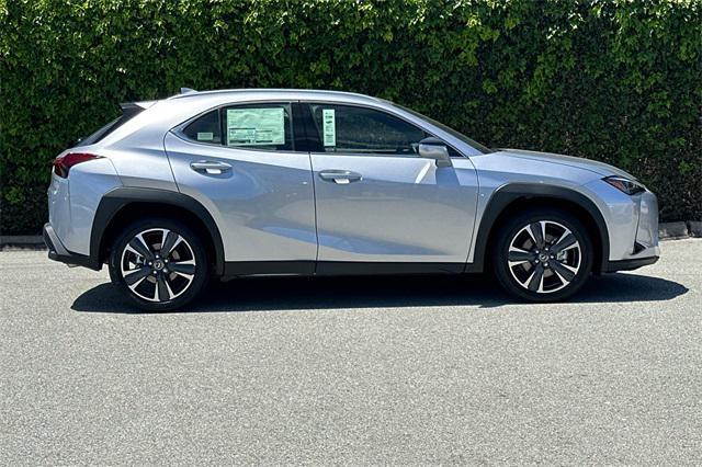 new 2025 Lexus UX 300h car, priced at $40,919