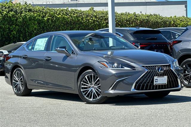 new 2025 Lexus ES 300h car, priced at $50,944